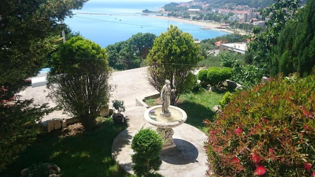 Apartman Horizont Apartment Omiš Exterior foto