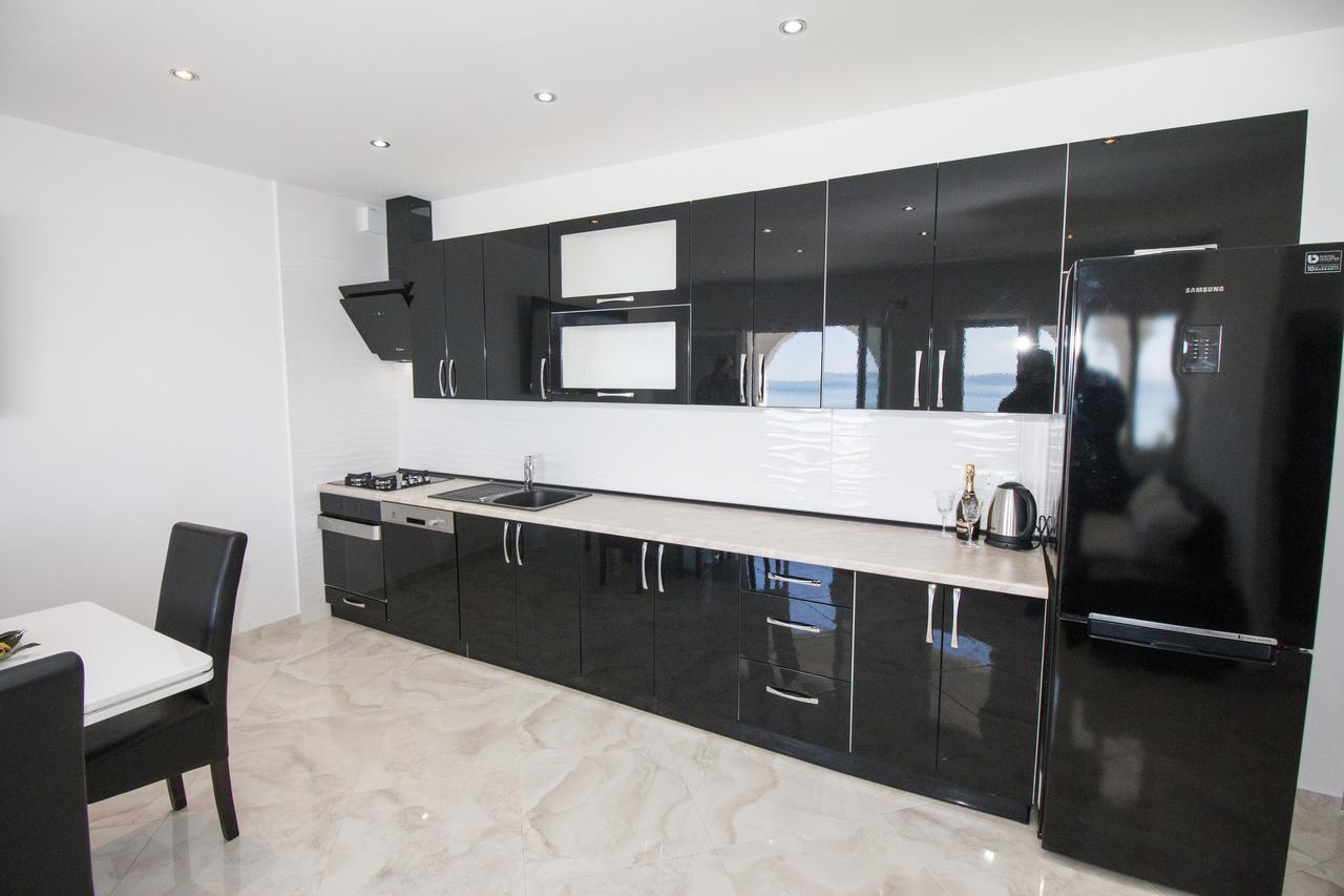 Apartman Horizont Apartment Omiš Exterior foto