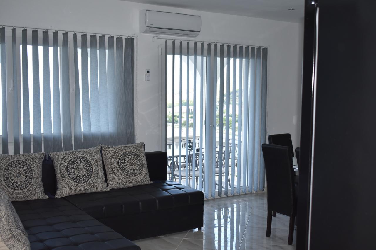 Apartman Horizont Apartment Omiš Exterior foto
