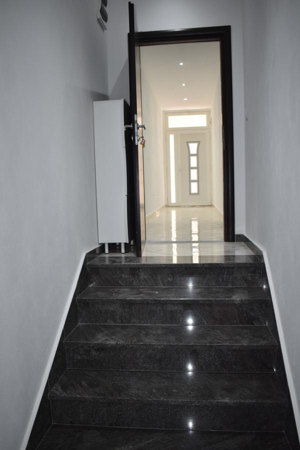 Apartman Horizont Apartment Omiš Exterior foto